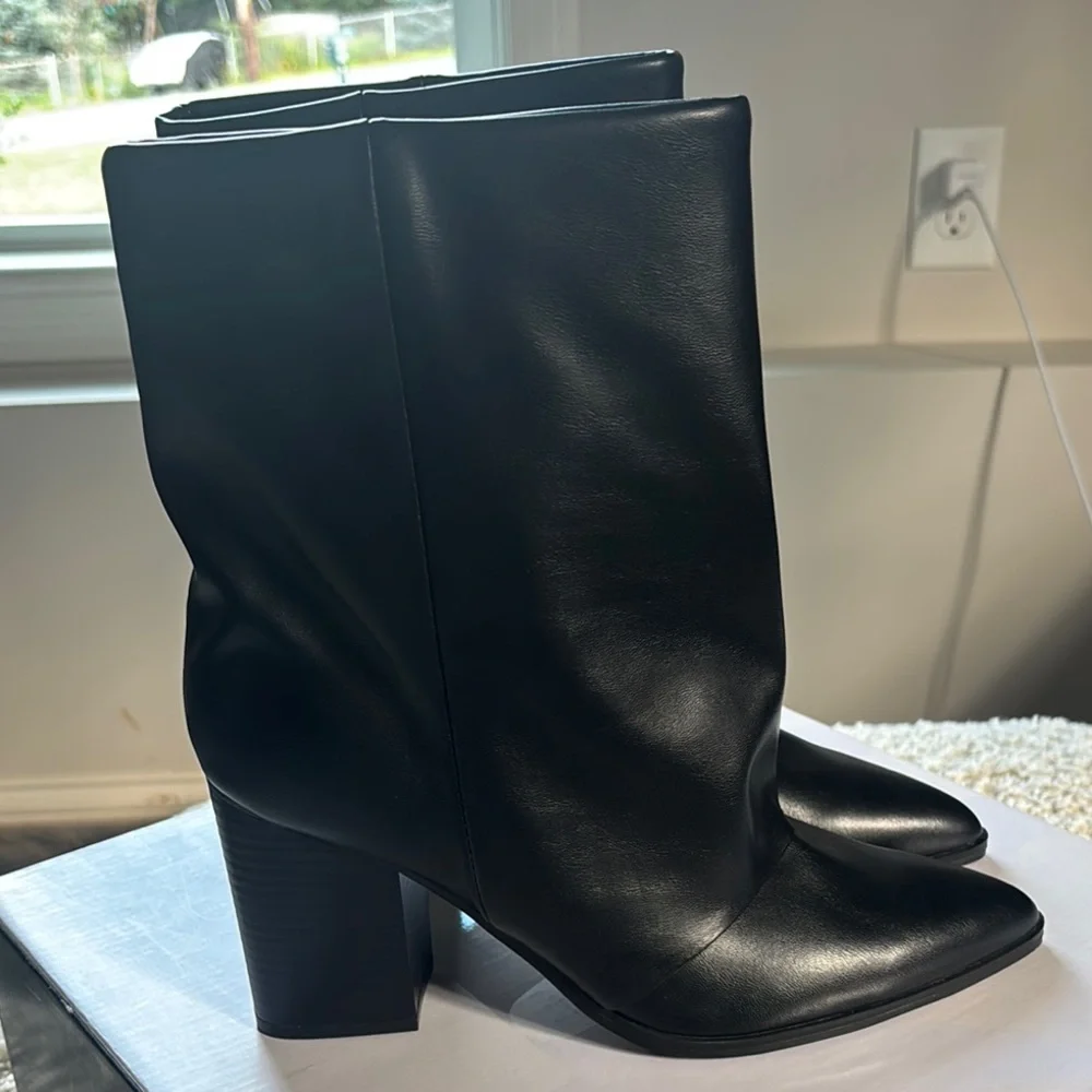 Nine West Chaye Booties Black Leather New In Box Women's Size 8.5. Slouchy Ankle - Picture 3 of 12